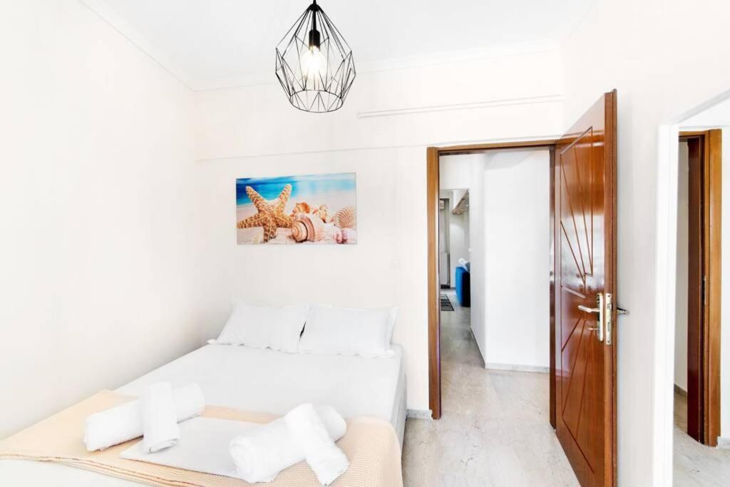 Seafront 2 Bedrooms Apartment Nea Iraklia Bagian luar foto
